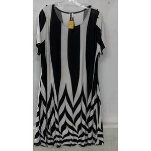 NEW MOA COLLECTION women's short sleeve stripe dress in black and white